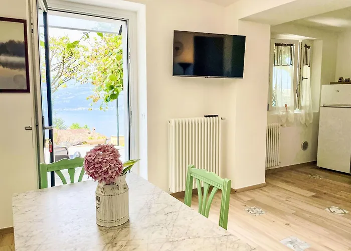 Gio By Interhome Perledo